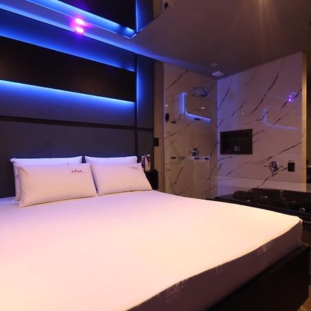 קמפינאס Misk Motel 2 מראה חיצוני תמונה